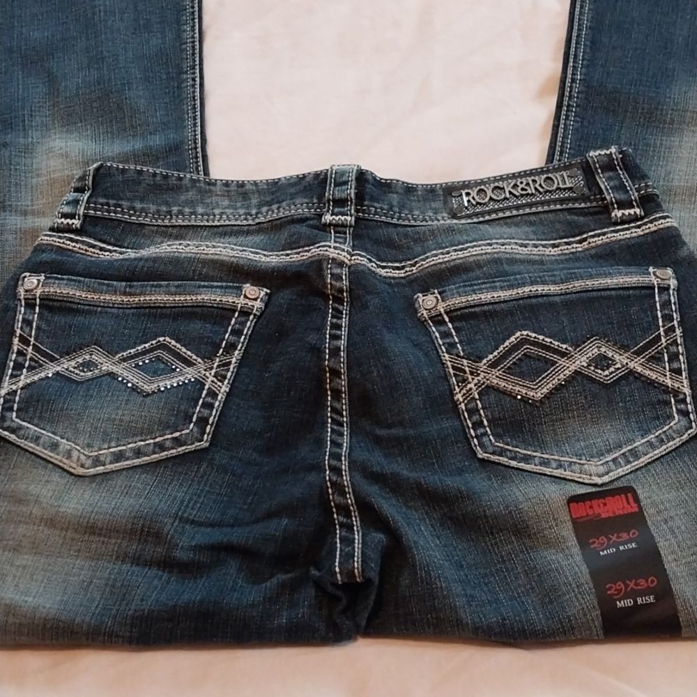 ROCK & Roll Cowgirl mid-rise boot cut NWT jeans size 29/30 - Picture 2 of 11